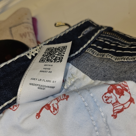 True Religion Dark Blue Women's Jeans - Picture 3 of 14